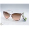 Image 1 : PAIR OF NEW FOSTER GRANT SUNGLASSES
