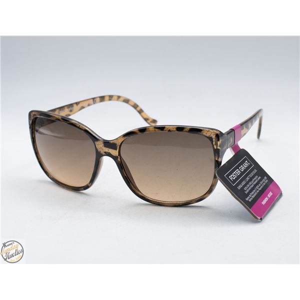 PAIR OF NEW FOSTER GRANT SUNGLASSES