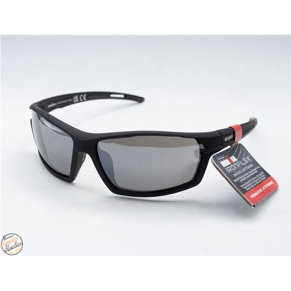 PAIR OF NEW FOSTER GRANT SUNGLASSES