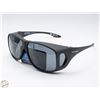 Image 1 : PAIR OF NEW FOSTER GRANT SUNGLASSES