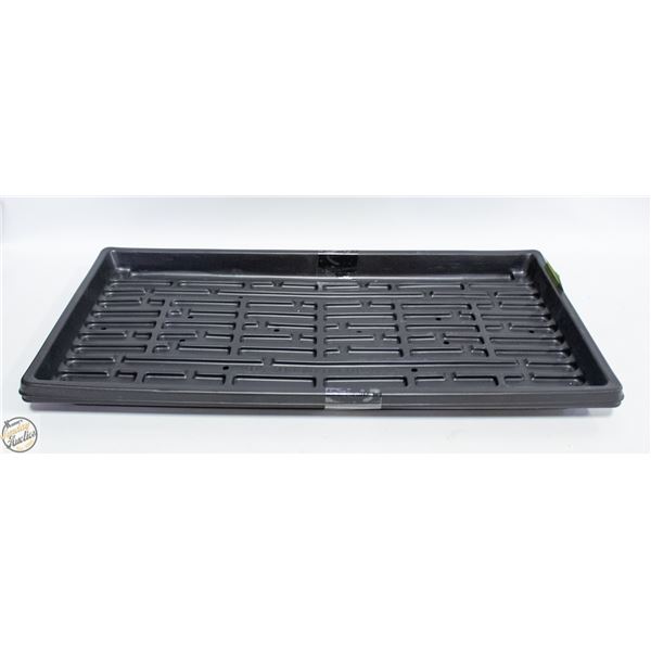 MICROGREEN TRAYS DOUBLE THICK 1020.