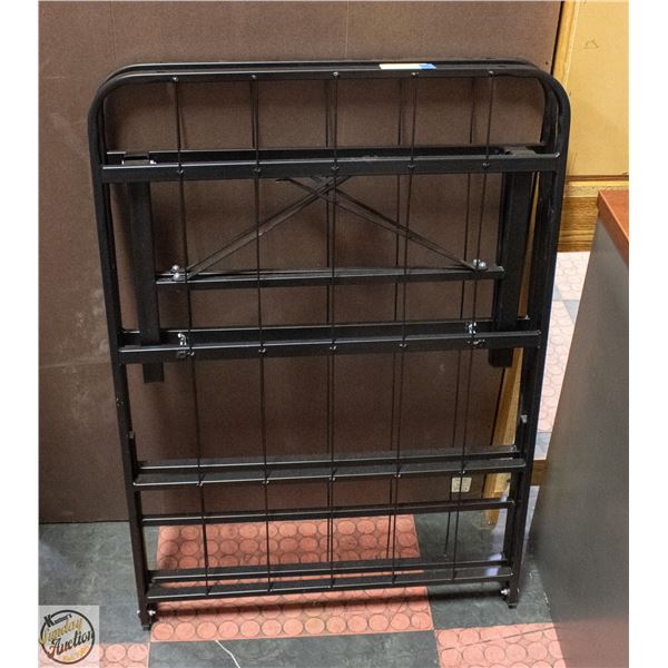 SMALL FOLDING COT
