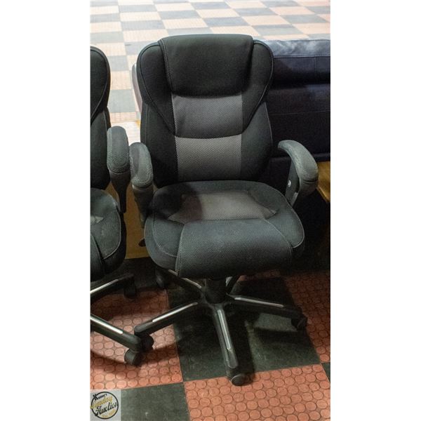 HYDRAULIC SPORT MESH MID BACK GEL OFFICE CHAIR