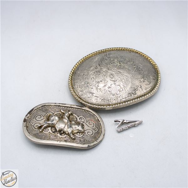 PAIR OF VINTAGE WESTERN THEMED SILVER-PLATED