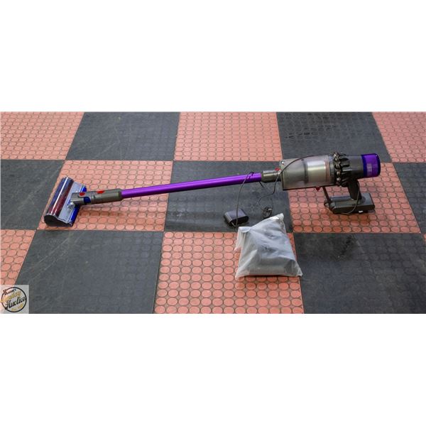 DYSON V11 WITH ATTACHMENTS