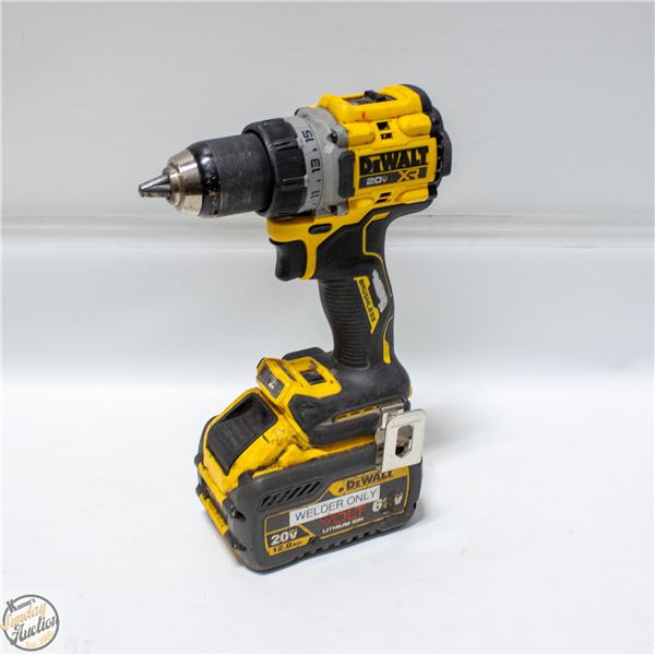 1 FLAT W/1 DEWALT DRILL W/BATTERY WORKING
