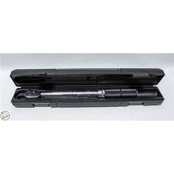 MAXIMUM 3/8 TORQUE WRENCH