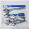 Image 1 : LOT OF ADJUSTABLE WRENCHES (5)