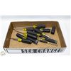 Image 1 : FLAT WITH 12 KLEIN SCREWDRIVERS