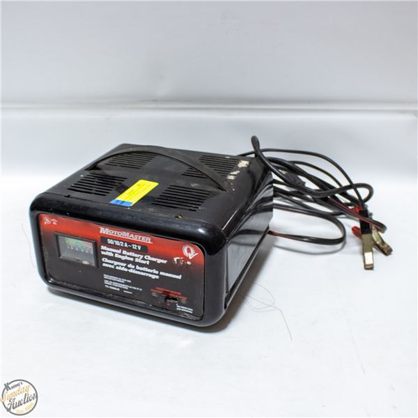 MOTOMASTER MANUAL BATTERY CHARGER W/ ENGINE