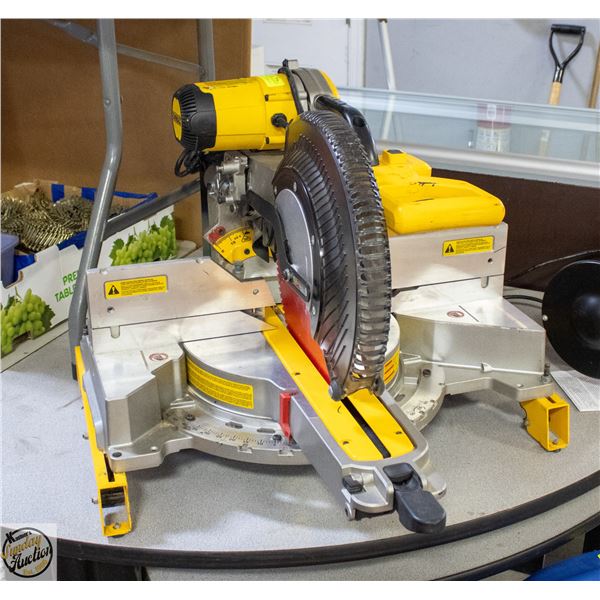 DEWALT DWS-780 - 12"-DUAL BEVEL SLIDING