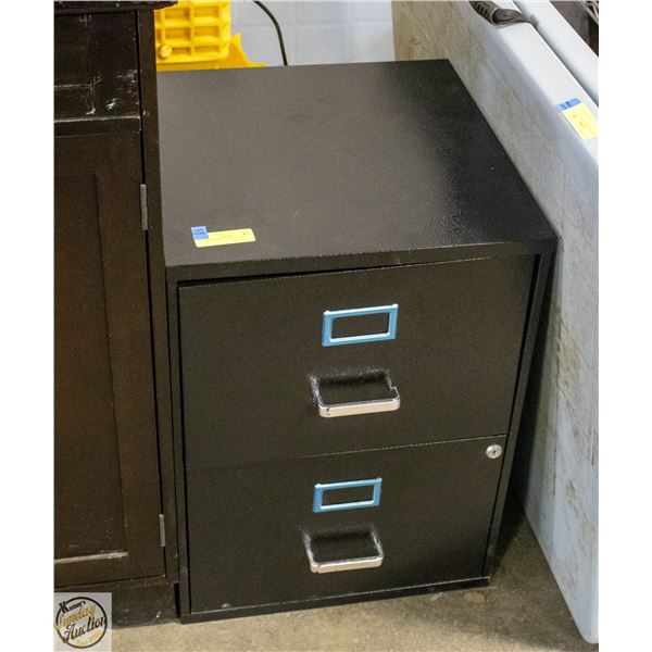 2 DRAWER FILE CABINET H-24" W-19.5" L-17.5"