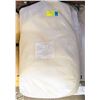 Image 1 : 50 LBS WHITE CLOUD DOLOMITE CA 22%,