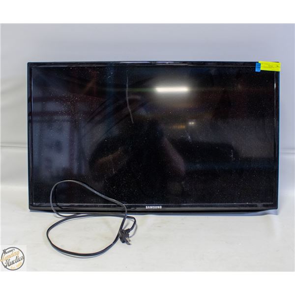 32" SAMSUNG SMART TV