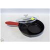 Image 1 : LODGE CAST IRON SKILLET