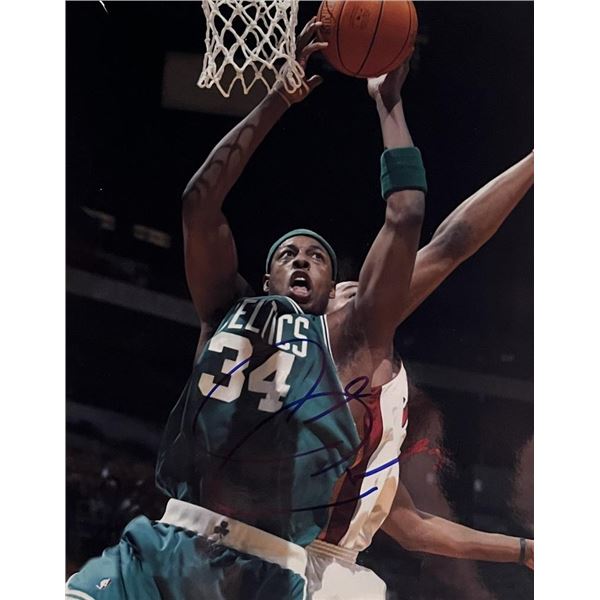Paul Pierce facsimile signed photo