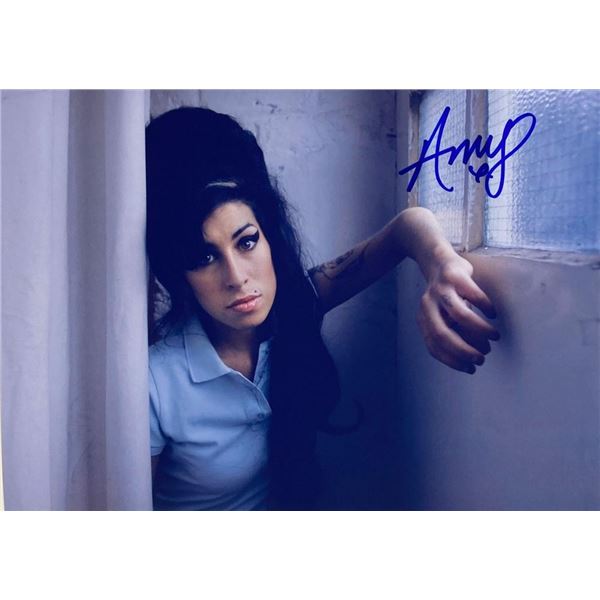 Singer-songwriter Amy Winehouse facsimile signed photo