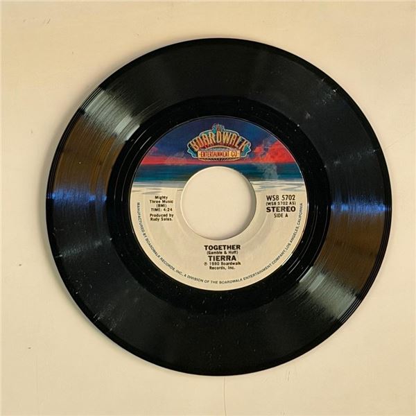 Tierra Together 45 Album