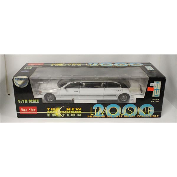 LARGE LINCOLN LIMOUSINE DIECAST SUNSTAR 1:18