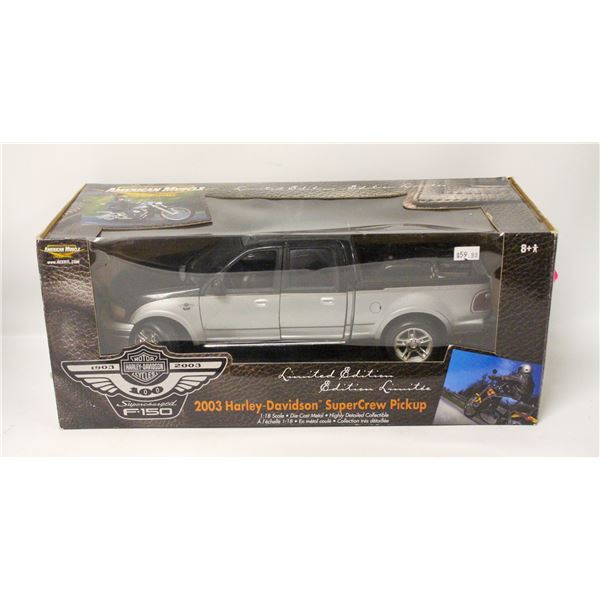 2003 HARLEY DAVIDSON SUPER CREW 1:18 DIECAST