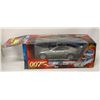 Image 1 : JAMES BOND ASTON MARTIN VANQUISH 1:18 AS IS