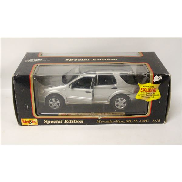 MERCEDES BENZE ML55 AMG 1:18 DIECAST