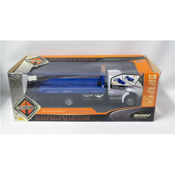 INTERNATIONAL FLAT DECK TOW TRUCK DIECAST