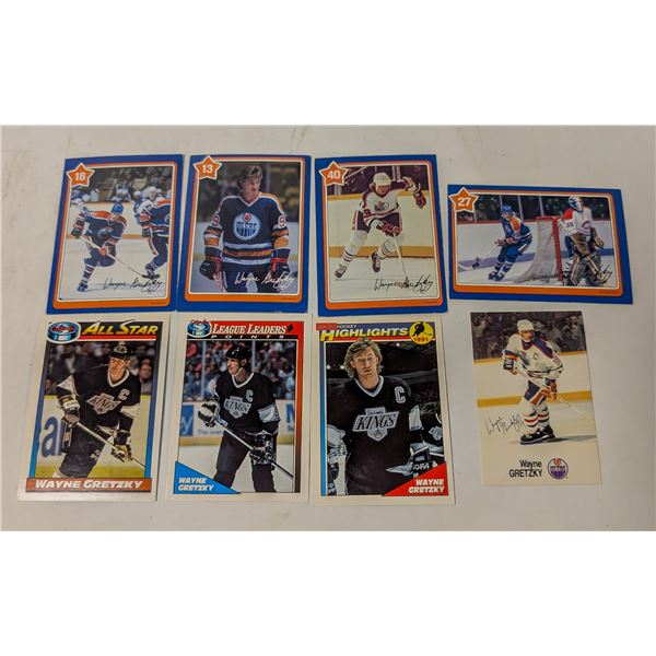 LOT OF VINTAGE WAYNE GRETZKY HOCKEY CARDS