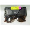 Image 1 : VINTAGE RAYBAN SUNGLASSES W CASE