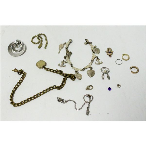 LOT OF ASSORTED SCRAP JEWELLERY