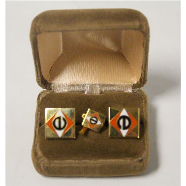 1960S EATONS AWARD CUFFLINKS AND PIN