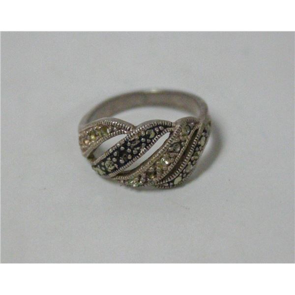 925 SILVER RING W STONES