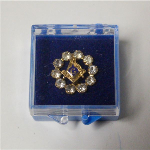 VINTAGE ORNATE MASONIC PIN