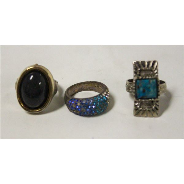 THREE ASSORTED EARATE RINGS