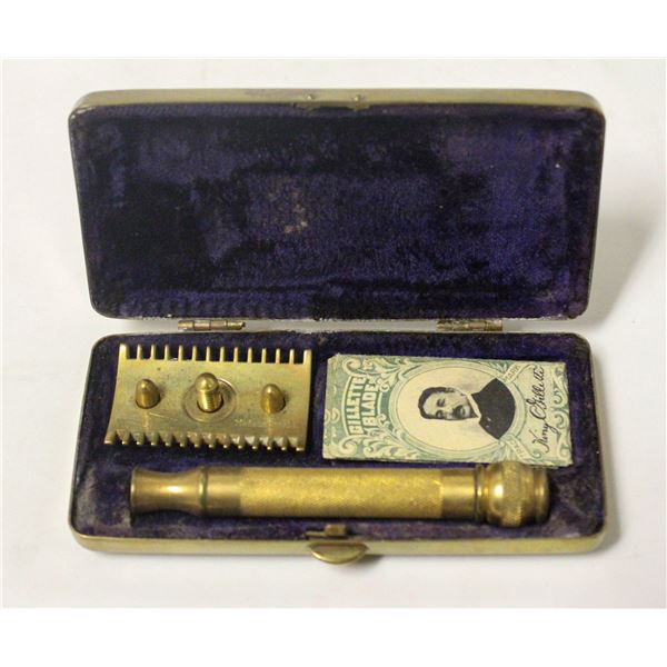 1930S STRAIGHT RAZOR IN BRASS CASE