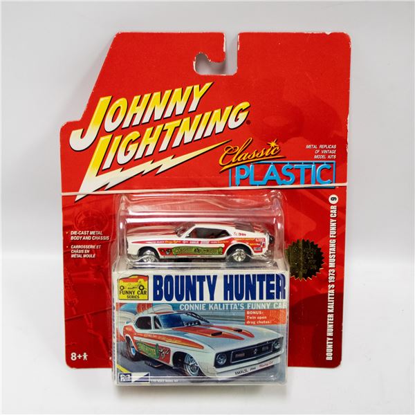 2005 JOHNNY LIGHTNING CLASSIC PLASTIC BOUNTY