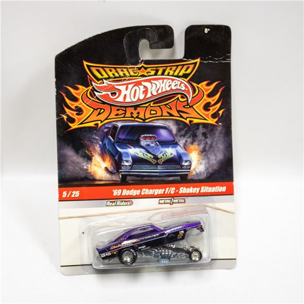 2009 HOTWHEELS DRAGSTRIP DEMONS 5/25 '69