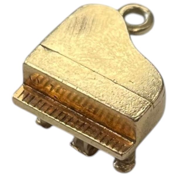 10KT Gold Grand Piano Charm * Piano Cover Lifts Up (Weight: 2.65 grams)