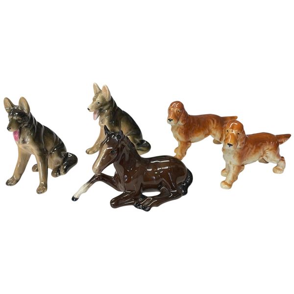 1 Royal Doulton Foal and 4 Occupied Japan Dogs (Tallest dog is 4")