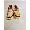 Image 2 : Pair of Vintage Norwegian Sami Reindeer Fur Shoes * 10" Long sole