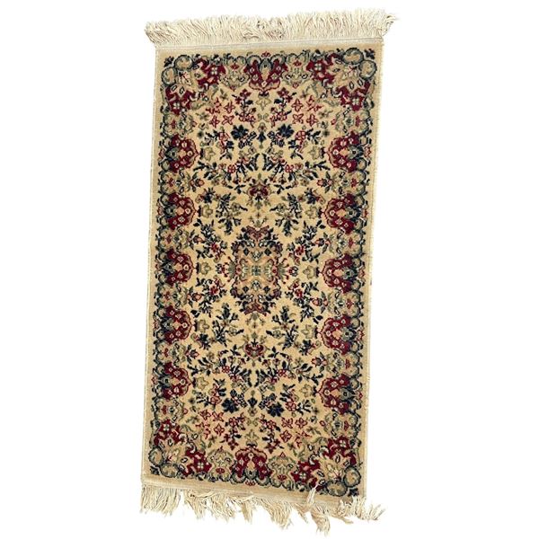 Eaton's Amara Pure Worsted Wool Area Carpet - 24" x 48"