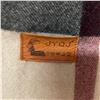 Image 3 : 2 Light Wool & 1 Plaid Cashmere Pashmina