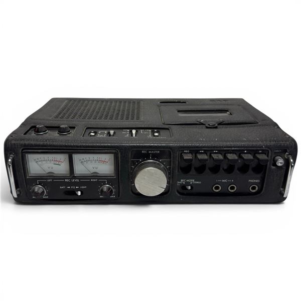 JVC Portable Stereo Cassette Deck Model CD-1636C