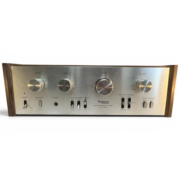 Technics SU-7100 Integrated Stereo Amplifier Silver 1970s