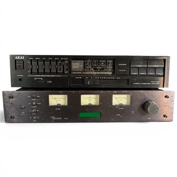 Akai AM-A402 Integrated Amplifier & Magnum Dynalab FT-101 FM Tuner