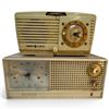Image 1 : General Electric C504 and Zenith H519L Clock Radios