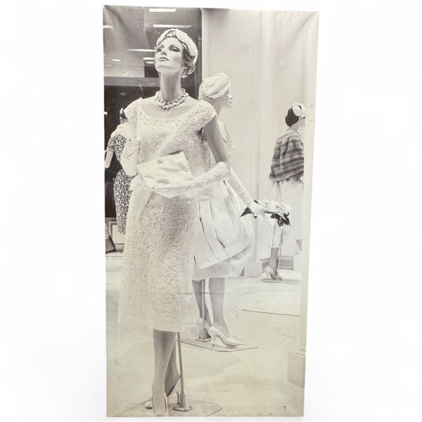 Hudson's Bay Vancouver Wall Hanging Women's Department Artwork Classic Style 4x8'