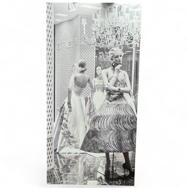 Hudson's Bay Vancouver Wall Hanging Women's Department Artwork Classic Style 4x8'