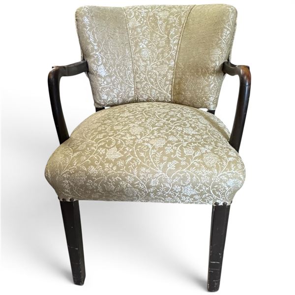 Vintage Upholstered Accent Chair W Cream Coloured Floral Jacquard Fabric Seat Height is 19"