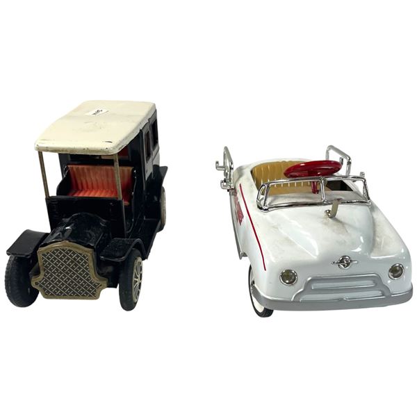 Vintage Tin Model T Style Toy and Diecast "1996 Texaco Fire Chief" Car